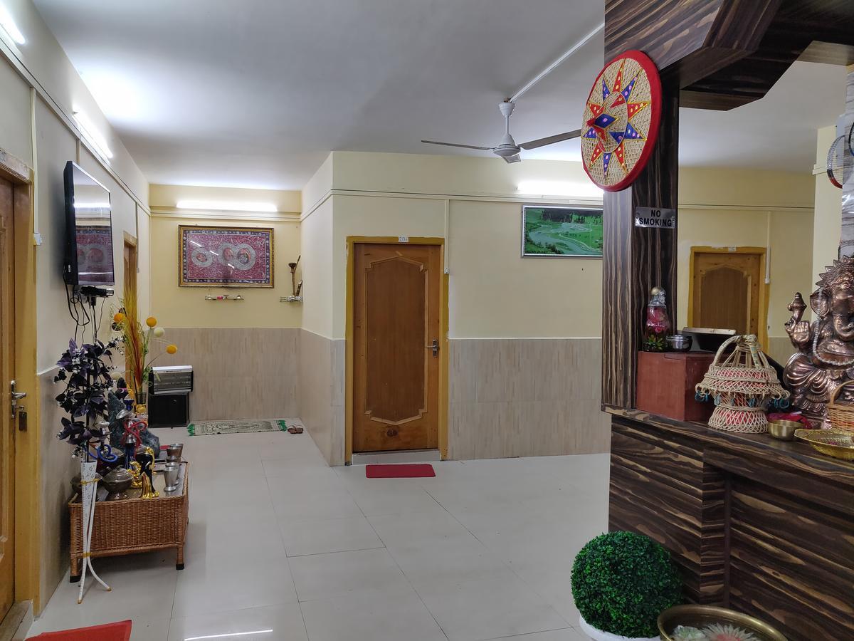 Hotel Rl Dreamland Kud Exterior photo